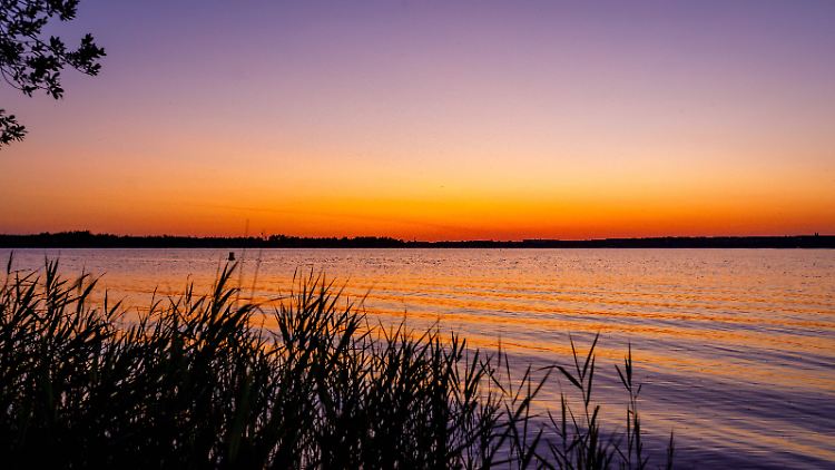 Besonders deutlich spürbar zeigt sich der Spätsommer am Mittwoch in der Lausitz mit bis zu 29 Grad.