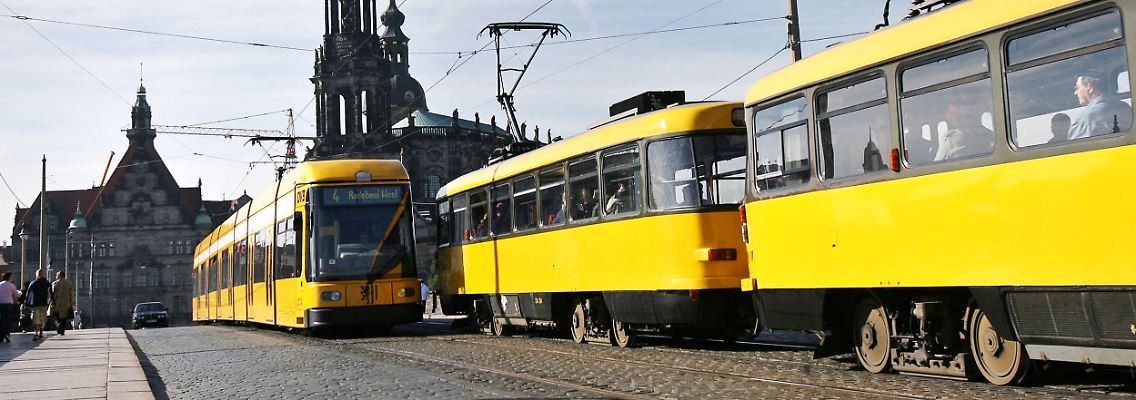 AFP__20061019__DV118478__v4__HighRes__GermanyDresdenTramway.jpg