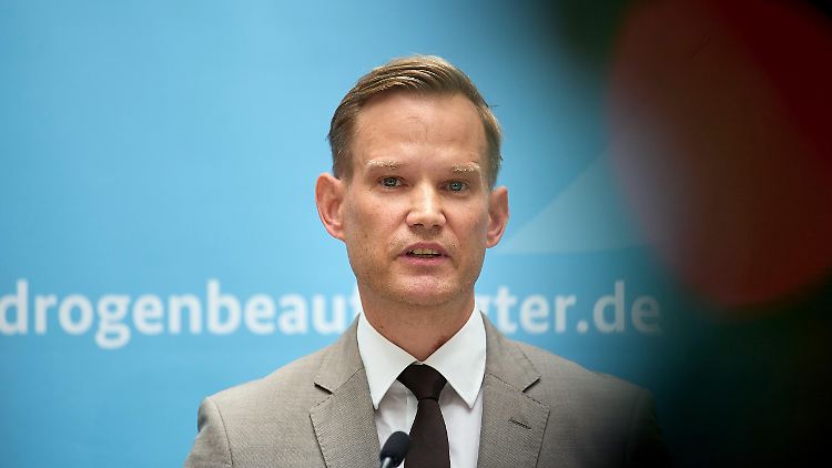 Streeck "will ja, dass junge Menschen mit Medien aufwachsen und die Technologien nutzen". Aber es bedürfe Regeln.