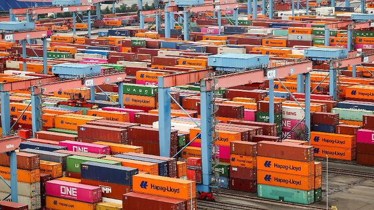 Die deutsche Wirtschaft steht unter Druck - nicht zuletzt, weil der Export schwächelt. (Archivbild)