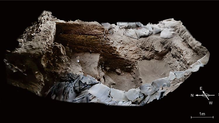 Ausgrabung in der Höhle Toda-1 in Usbekistan.