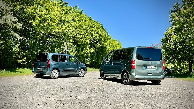 Heckseitig lassen sich Combo und Zafira besser unterscheiden. Gut zu sehen die Scharniere für die separat zu öffnende Heckscheibe beim Combo.