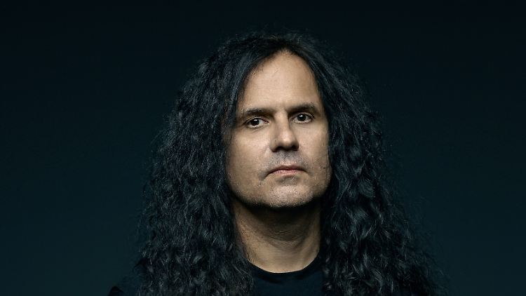 Für Mille Petrozza darf es in einer Kreator-Doku persönlich werden, aber nicht privat. 