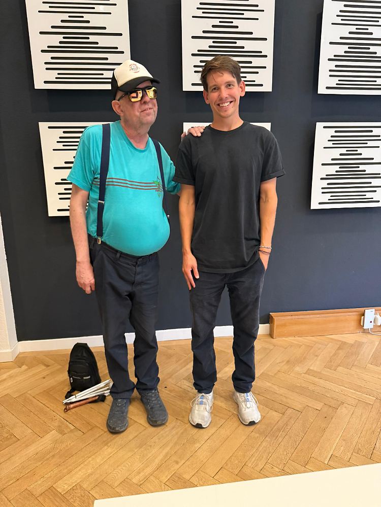 Marko Schlichting mit Synchronsprecher Maximilian Belle (r.)