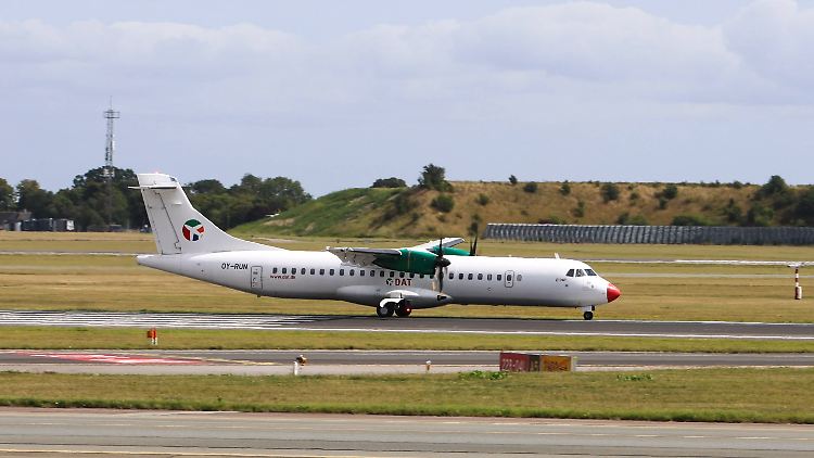Eine Maschine vom Typ ATR 72-600 der DAT, hier in Kopenhagen, wird von Skyhub Pad zwischen Paderborn und München eingesetzt.