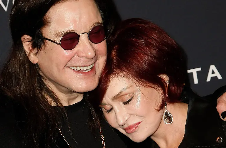 Der-britische-Saenger-Ozzy-Osbourne-und-seine-Frau-Sharon-bei-der-2020-in-Los-Angeles