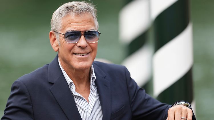 Er soll sich schon bei seiner Ankunft in Venedig nicht wohlgefühlt haben: George Clooney.