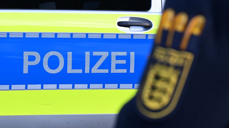 Die Polizei sucht nach dem Leichenfund im Kreis Esslingen nach Zeugen. 