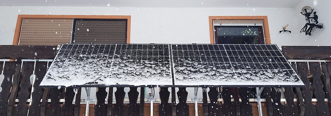 Funktionieren Balkonkraftwerke eigentlich auch im Herbst und Winter – oder ist Solarenergie nur im Sommer sinnvoll?