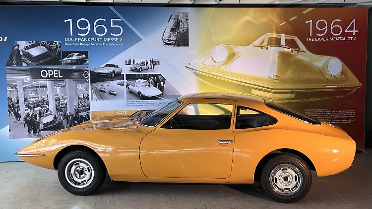 La Opel GT Experimental debuttò all'IAA nel 1965.