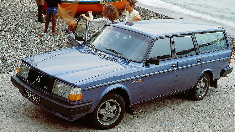 Un'auto familiare velocissima e sicura come poche: la Volvo 240 Turbo è diventata un oggetto di culto.
