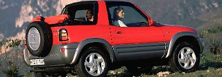 12_Er_brachte_den_Kompakt-SUV_in_begehrenswerte__Quelle_Toyota.jpg