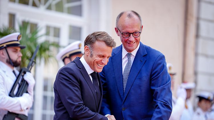 Macron und Merz werden sich Anfang Oktober in Saarbrücken wiedersehen.