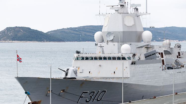 Bisher hat Norwegen Fregatten der Fridtjof-Nansen-Klasse.