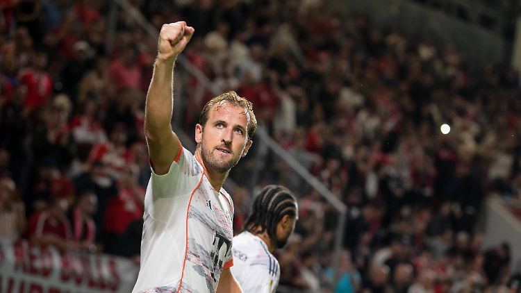 Harry Kane rettete den FC Bayern in der 1. Pokalrunde gegen Drittligist Wehen-Wiesebaden in letzter Minute vor der Verlängerung.