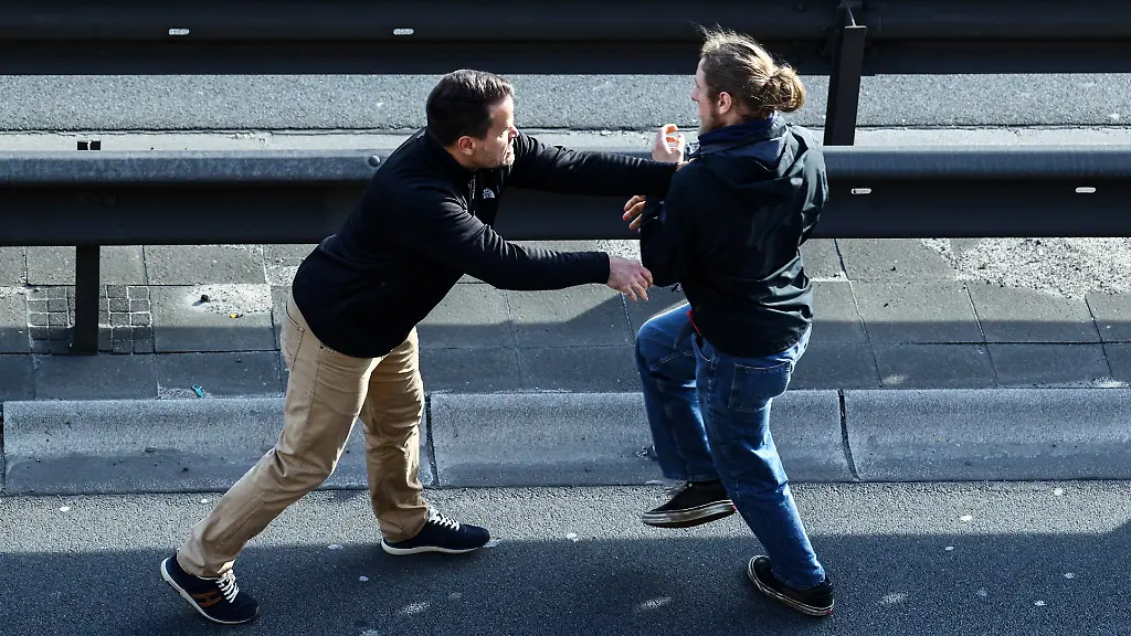 4884350b95aa3096048e7ebe70f67907