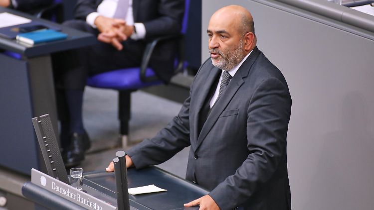 "Die maximale Zeit zwischen zwei Wahlkämpfen in Deutschland ist sechs Monate", so Nouripour.