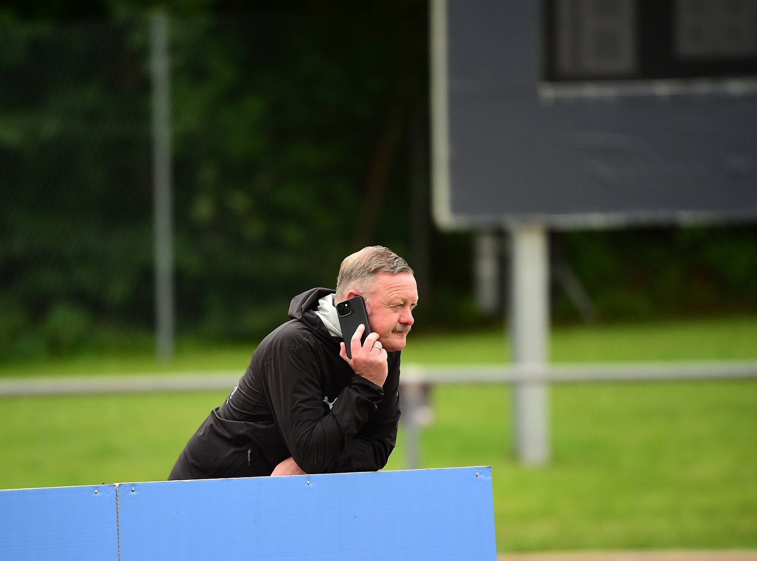 Die Ohren der Bundesliga-Manager glühen vermutlich noch nach, die Telefone beruhigen sich langsam: Das Transferfenster hat sich geschlossen. Zeit für einen Blick auf die großen Wechsel des Sommers …
