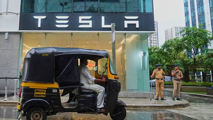 Im Juli eröffnete im Mumbai Teslas erster Showroom in Indien.