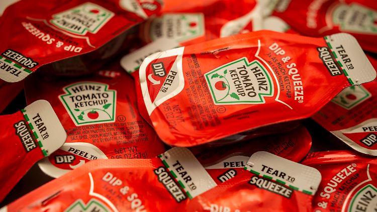 Investor Warren Buffett hatte 2019 eingeräumt, zu viel für den Zusammenschluss von Kraft Foods und Heinz bezahlt zu haben.