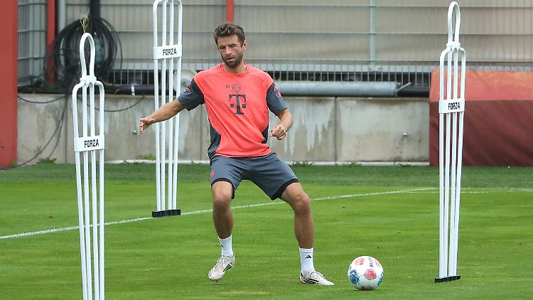Vertrautes Bild: Thomas Müller trainierte wie in alten Zeiten beim FC Bayern.