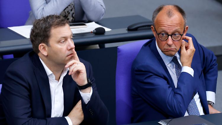 Klingbeil und Merz sehen sich als politische Mitte, doch Mitte ist nicht gleich Mitte - die Unterschiede zwischen SPD und Union sind groß.