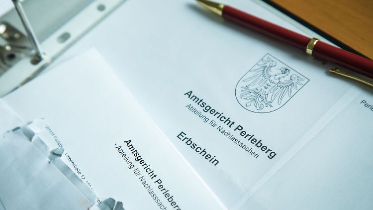 Erbschaften müssen dem Finanzamt innerhalb von drei Monaten gemeldet werden: Die Frist gilt auch für Vermächtnisse.