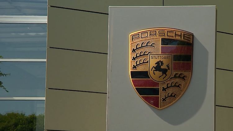 Porsche Dax.jpg