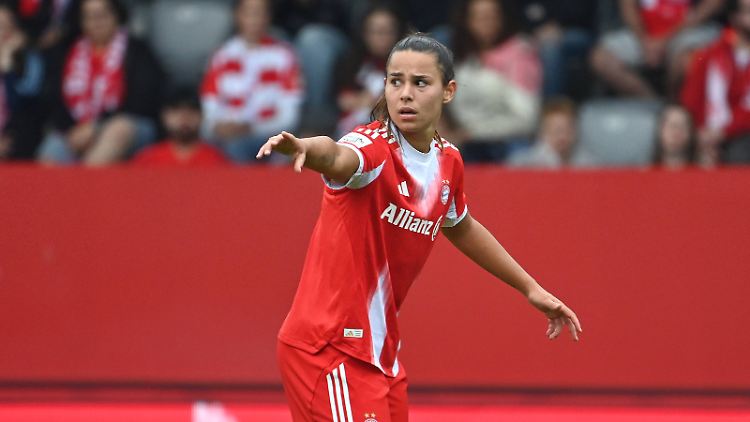 Große Hoffnungen für die Saison ruhen bei den Bayern auf der wiedergenesenen Nationalspielerin Lena Oberdorf. 