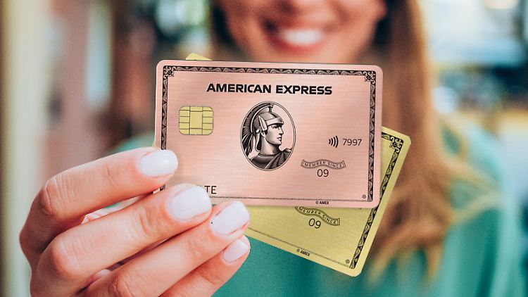 Rosé oder Gold? Die Amex Gold Card gibt es in zwei Varianten.