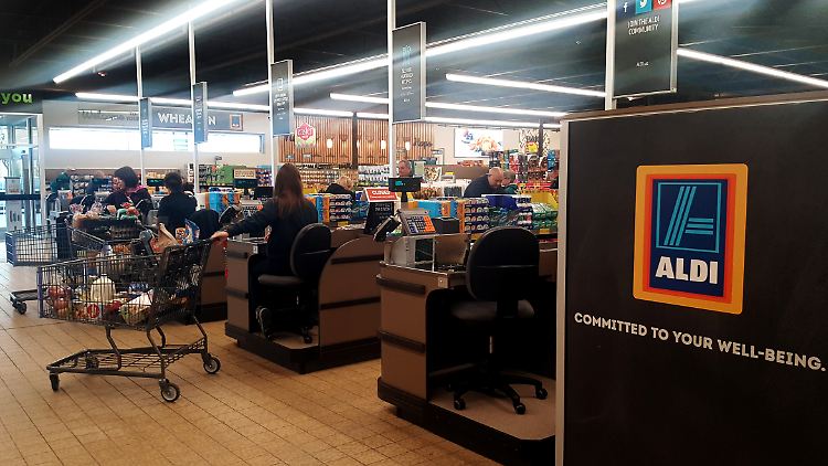 Aldi will in den USA bis Ende 2025 mit 2600 Filialen zur drittgrößten Supermarktkette aufsteigen.