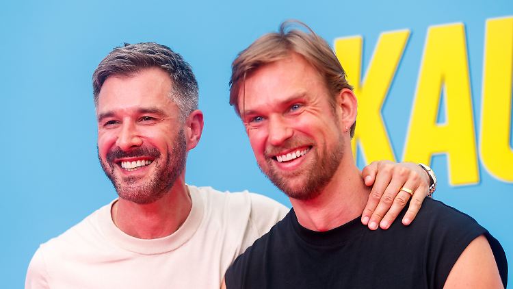 Mitte März 2022 hatten Schropp und sein Partner Norman standesamtlich geheiratet.
