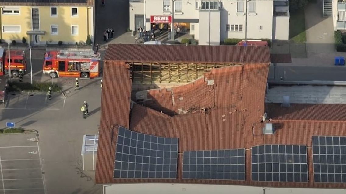 Dach Rewe.jpg