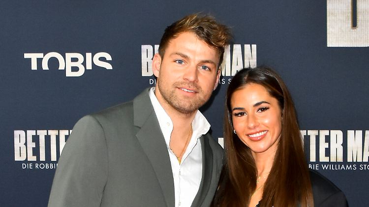 Sarah Engels und der Ex-Fußballer Julian Engels sind seit Mai 2021 verheiratet.