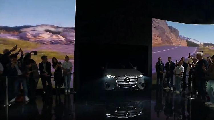 IAA.jpg