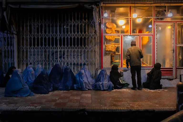 003-World-Press-Photo-Story-of-the-Year-Mads-Nissen-Politiken-Panos-Pictures