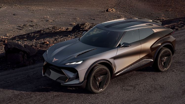 Die Cupra-Studie Tindaya wirkt wie aus einem Batman-Film entsprungen.