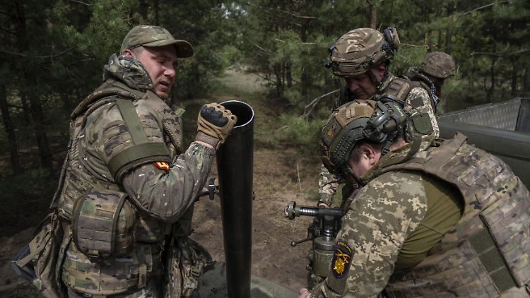 Ukrainische Soldaten bei Lyman. Das befindet sich in der Nähe des jetzt attackierten Jarowa.