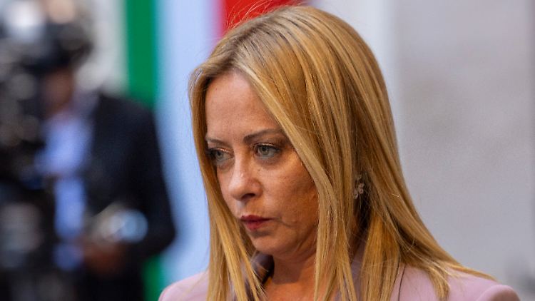 Meloni steht seit drei Jahren an der Spitze einer Koalition aus drei rechten Parteien.