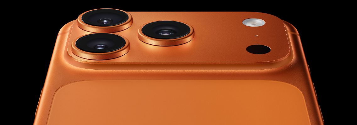 Apple-iPhone-17-Pro-camera-close-up-250909.jpg