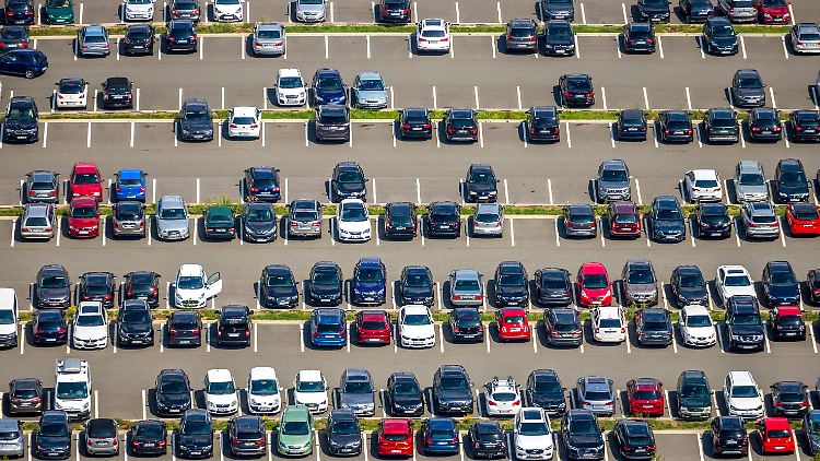 Künftig soll die Pendlerpauschale bereits ab dem ersten Kilometer bei 38 Cent liegen.