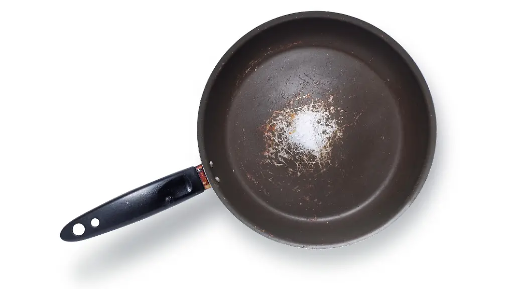 In-beschichteten-Pfannen-koennen-Chemikalien-mit-gesundheitsbedenklichen-Eigenschaften-enthalten-sein