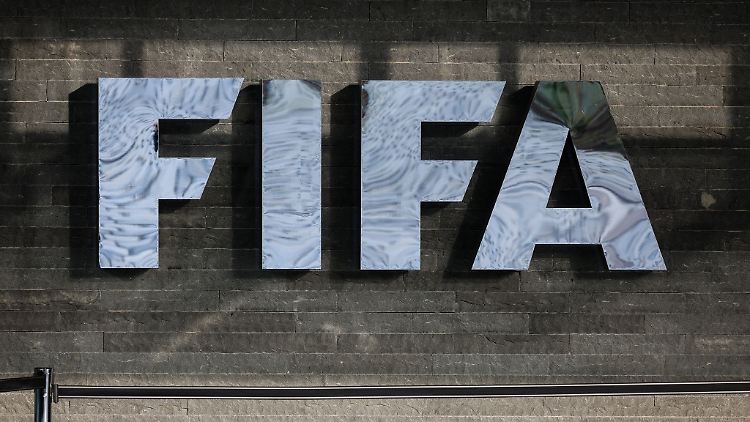 Beim Fußball-Weltverband FIFA gingen bereits über 1,5 Millionen Anträge für die Ticketverlosung ein - in 24 Stunden. (Archivbild)
