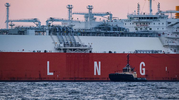 Im kommenden Winter stehen vier Flüssiggasterminals, für LNG-Lieferungen bereit.