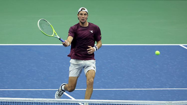 Jan-Lennard Struff erkämpfte die 1:0-Führung für Deutschland.