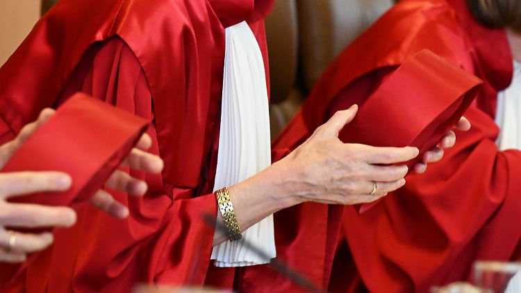 Drei Richterämter am Bundesverfassungsgericht sind neu zu besetzen. Im Juli platzte im Bundestag ein erster Wahlversuch.