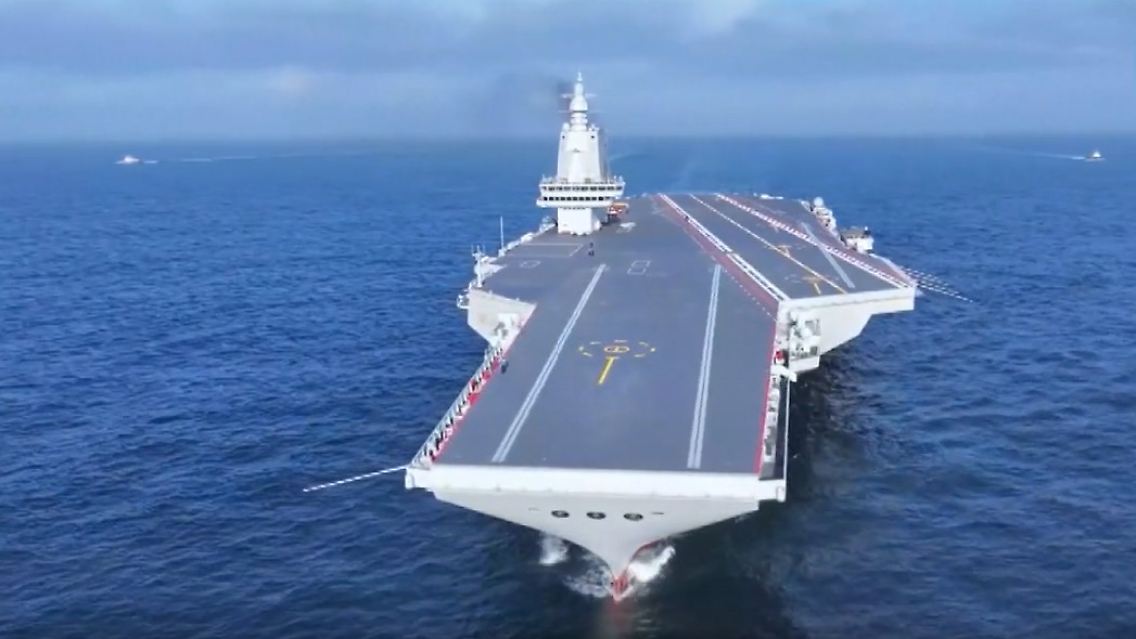 China_Flugzeugträger.jpg