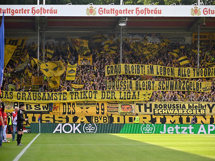 Die BVB-Fans protestierten gegen das neue Auswärtstrikot.