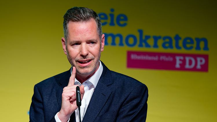 "In Deutschland herrscht Stillstand", sagt Dürr.
