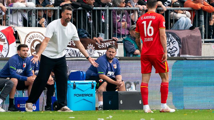 Zweite Pleite in Folge: Sandro Wagner konnte mit seinem FC Augsburg nicht zufrieden sein.